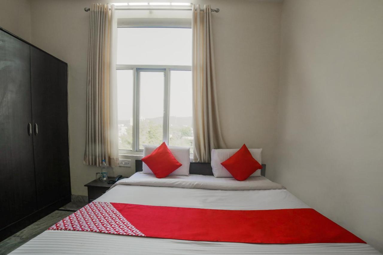 Hotel Tiger Regency Resort ساواي مادهوبور الغرفة الصورة